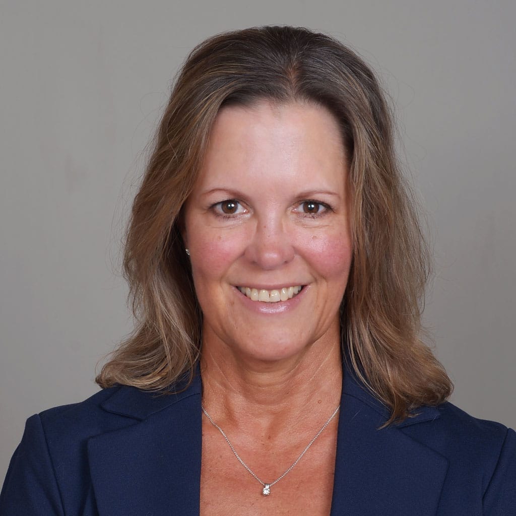 Amy Petrosini Headshot